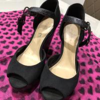 ราคา รองเท้าส้นตึก Charles and Keith มือสอง สภาพดี ไซส์ 35 (6342739892)