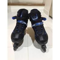 ราคา รองเท้าสเก็ต สีดำ -น้ำเงิน Papaison มือสองญี่ปุ่น (สภาพ 100%) คัดพิเศษ ปรับความยาวรองเท้าได้ 24.5-27 ซม. (10642264042)