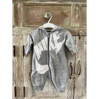 ราคา Nike, Uniqlo บอดี้สูทแขนยาว 0-6 M (19671630995)