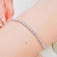 ราคา [ พร้อมส่ง ] สร้อยข้อมือเพชรแท้ ทองคำขาวแท้18K (ทอง75.0%) เพชรแท้น้ำ100 เบลเยี่ยมคั [18KPB153] (25430751284)