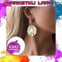 ราคา MKL A048 GOLD COLOR HALLOW HEART ROUND DANGLE EARRINGS METAL MATERIAL สําหรับผู้หญิง (42418678571)