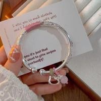 ราคา สร้อยข้อมือคิตตี้ลายพิมพ์ดอกไม้โบรเคด พร้อมสร้อยข้อมือเงิน ส่งตรงใจให้วาเลนไทน์ (52903034611)