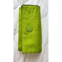 ราคา กระเป๋าสตางค์ Kipling ใบยาว สีเขียวเหนี่ยวทรัพย์ ของแท้ 100% มือสอง อ่านรายละเอียดก่อนสั่ง (26457617429)
