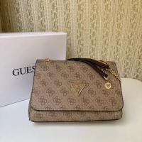 ราคา กระเป๋าสะพายข้างสายโซ่แฟชั่นสตรี GUESS (57750501922)