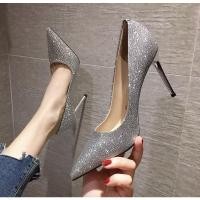 ราคา รองเท้าส้นสูงกากเพชรสีเงินเทา (15081470730)