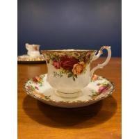 ราคา vintage royal albert / old country roses teacup duo set (26692910274)