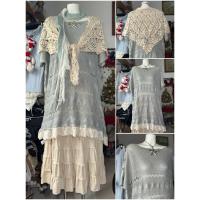 ราคา [2hand_thrift] Set: ผ้าพันคอโครเชต์, เดรสผ้าวูลถักโครเชต์ Earth freesize (ไม่มีซับใน) (53251561866)