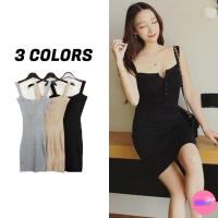 ราคา Sale80%มินิเดรสสายเดี่ยวไหมพรมผ้าร่อง ทรงเข้ารูป แต่งกระดุมด้านหน้า (42961574556)