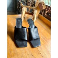 ราคา H&M รองเท้าส้นสูง สีดำ มือสองญี่ปุ่น (44066715479)