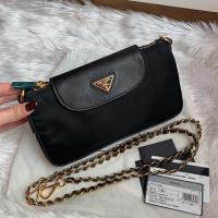 ราคา Unused prada nylon tessuto สภาพ 100% (1877237606)