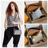 ราคา Louis Vuitton Side Trunk Classic Box Bag กระเป๋าสะพายข้างและไหล่สำหรับสุภาพสตรี (50553227299)