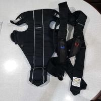 ราคา เป้อุ้มเด็ก BABY BJORN Baby Carrier รุ่น Original สีดำ (8103584583)