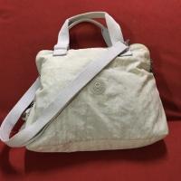 ราคา กระเป๋า สะพายข้าง Kipling สีเทา แท้ (940829789)