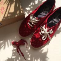 ราคา Keds รุ่น Taylor Swift (363995841)