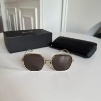 ราคา รบกวนสอบถามก่อนสั่งซื้อ‼️Like new ‼️Chanel sunglasses 4252 สภาพสวยค่ะ น้ำหนักเบา กันแดดดี (40704910731)