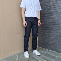 ราคา กางเกงยีนส์ขากระบอก(สียีนส์ดำ) ผ้านิ่มใส่สบาย สไตล์มินิมอลแมทได้กับหลายชุด (13683458393)