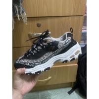ราคา รองเท้าผ้าใบ Skechers มือสอง (4190562374)
