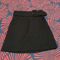 ราคา H&M BLACK SKIRT WITH BELT (Preloved) (25958050599)