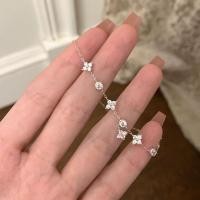 ราคา สร้อยข้อมือฝังเพชรโมอีส เงินแท้925 ชุบทองคำขาว (26221961295)