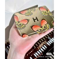 ราคา (พร้อมส่ง / แท้ ) Hourglass Ambient Lighting Edit Unlock Holiday 2022 #ผีเสื้อ (20267049357)