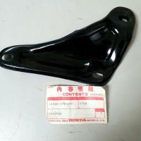 ราคา แผ่นยึดท่อ C70 แท้ ฮอนด้า C70 (7996898594)