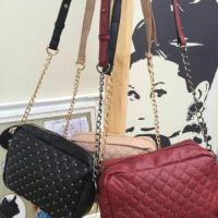 ราคา Mango Studded Quilted Bag (Outlet) กระเป๋่าแบรนด์เนม (927469062)