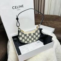 ราคา Like new ‼️ Celine ava mini ปี 2022 สีดำ ออก shop ไทย สภาพสวยงามเลยค่า น้องยังใหม่ หูแข็ง มุมไม่ถลอก อะไหล่ทอง ภายใน (25577590594)