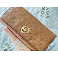 ราคา กระเป๋าสตางค์ Michael Kors ใบยาว2พับ (22959544742)
