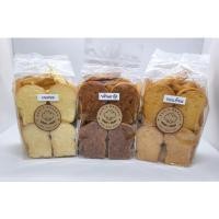 ราคา ขนมปังกรอบ 3 ถุง 3 รส (เนย-นม,เนยกระเทียม และพริกเผากุ้ง) (10508709971)