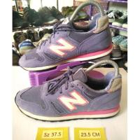 ราคา New balance รองเท้ามือสองของแท้ (457199948)