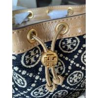 ราคา เท ! ล้างสต๊อกTory Burch ของแท้100% ใหม่ จีบใหญ่ สีดำ ลาย T monograme ทรง Bucket Bag (19126930964)