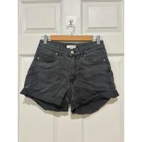 ราคา กางเกงยีนส์ขาสั้น มือ2 h&m สีดำ (40453075601)