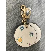 ราคา พวงกุญแจ coach พร้อมกระจก (20191026522)