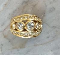 ราคา ต่างหู Dior ดิออร์ วินเทจ แท้ (มี1ข้าง)สวย (57051974761)