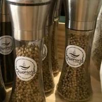 ราคา พริกไทยขาวหัวบด คัดเกรดจากจันทบุรีบรรจุเม็ดพริกไทยขาวคั่วหอม 100 กรัม (5027138442)