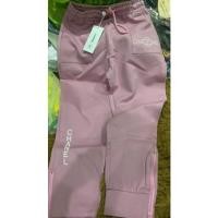 ราคา กางเกงขายาวปักchanelสุดฮิตผ้าเทพ​ ผ้ายืดนิ่ม​ สีชมพูสวยละมุนมาก​ (13670649941)