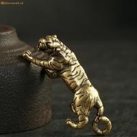 ราคา AT 1 PC ทองแดง Tiger เครื่องประดับขนาดเล็ก Retro ทองเหลืองจีน Zodiac สัตว์ Tiger รูปปั้น Figurines พวงกุญแจจี้โบราณตกแต่งบ้าน A (43327340332)