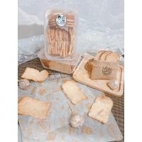 ราคา ขนมปังกรอบหน้ากระเทียม เนยน้ำตาล(สองสลึง)Pre-order (20610220318)