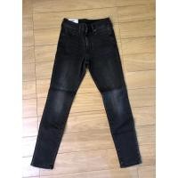 ราคา กางเกงยีนส์ H&M รุ่นskinny&denim ขนาด30 สีดำฟอก สวยสภาพดีเหมือนใหม่ ผ้ายืดหยุ่น ทรงสวย ของแท้100% เจ้าของขายเองค่ะ (27623849910)