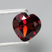 ราคา 1.40 ct พลอยแท้ พลอยโกเมน พลอยดิบ ไม่ผ่านการเผา สีแดงดำ ทรงหัวใจ แอฟริกา (24340915945)