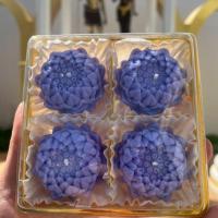 ราคา สีม่วง เทียนหอมดอกบัวมงคล กลิ่นดอกราตรี ถวายเทพเจ้า เสริมดวงความสำเร็จ (กล่องฐานทอง)พร้อมส่ง ส่งไว (55353266041)