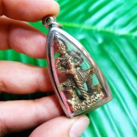 ราคา ท้าวเวสสุวรรณ มหาอำนาจ หลวงปู่ทิม วัดละหารไร่ จ.ระยอง เลี่ยมกรอบสแตนเลสพร้อมห้อยบูชาพุทธาภิเษกหลายวาระ (9976752721)