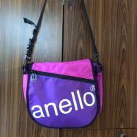 ราคา กระเป๋า ANello มือ 2 ของแท้ สภาพดีมากกก สีม่วงชมพู สะพายข้างเหมาะทั้งผู้ชาย ผู้หญิง สีสันสดใส มีความจุ ใสของได้เยอะมาก (4442861700)