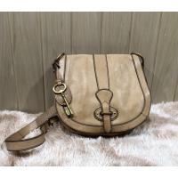 ราคา กระเป๋าสะพายหนังแท้ แบรนด์ fossil (8095421591)