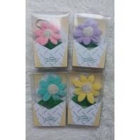 ราคา Carlyn X Fresh Flush Flower Key Ring พวงกุญแจดอกไม้ CARLYN จากช็อปฮงแด (24710570114)