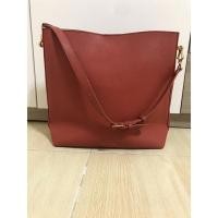 ราคา กระเป๋า charles & keith ใบใหญ่ (16159687223)