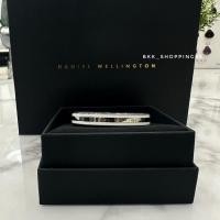 ราคา กำไล Dw รับประกันของแท้ 100% (21186209454)