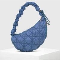 ราคา Salesสินค้าพร้อมส่งค่ะกระเป๋าสะพาย Carlyn Cozy M Nylon Crossbody bag ✅️ของแท้100% จากชอปเกาหลีสี Denim Blue (25075742425)