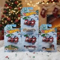 ราคา Hot wheels; แพ็คสำหรับคริสต์มาส Holiday Hot Rods สินค้าลิขสิทธิ์แท้ (25286069455)