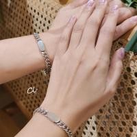 ราคา สร้อยข้อมือสลักชื่อฟรี สร้อยข้อมือคู่รัก สแตนเลสแท้ ไม่ลอกไม่ดำ ของขวัญวันเกิด (24406423516)